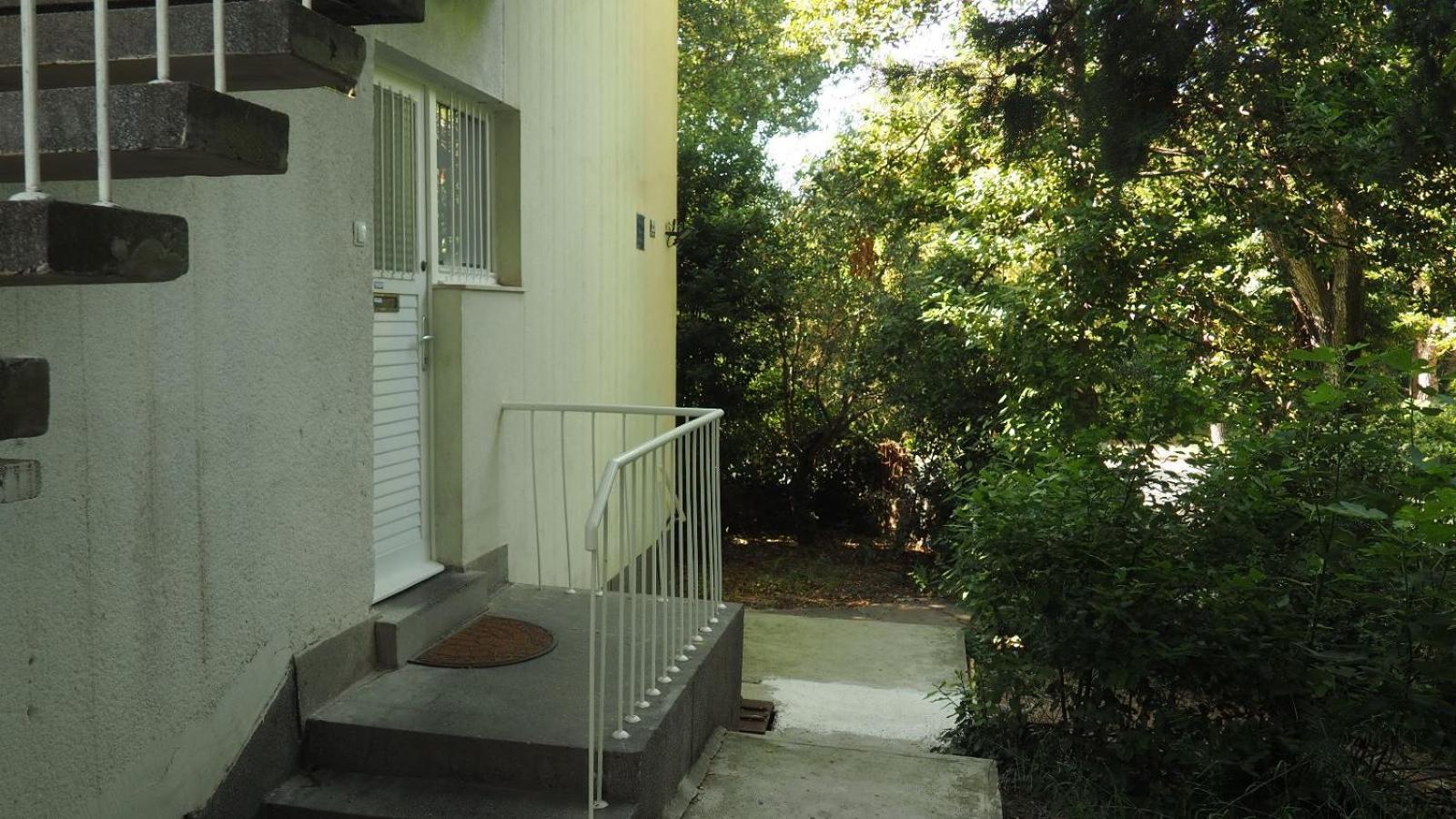 Little Cherry Split Exterior foto